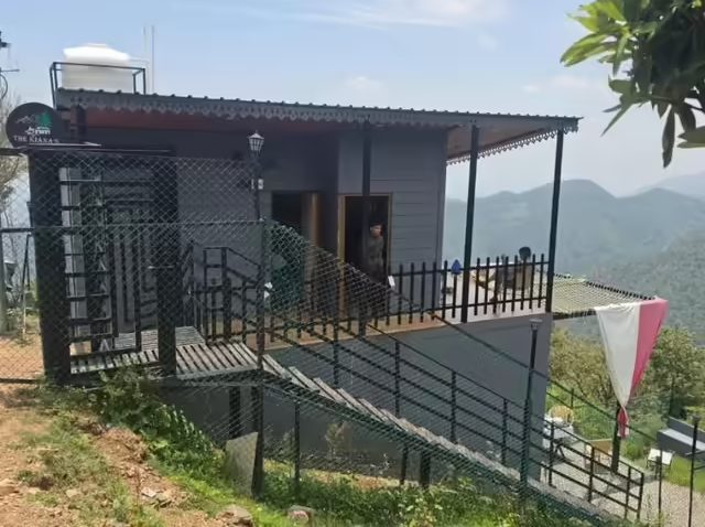 An exterior view of the Mussoorie Homestay in Uttarakhand, India.